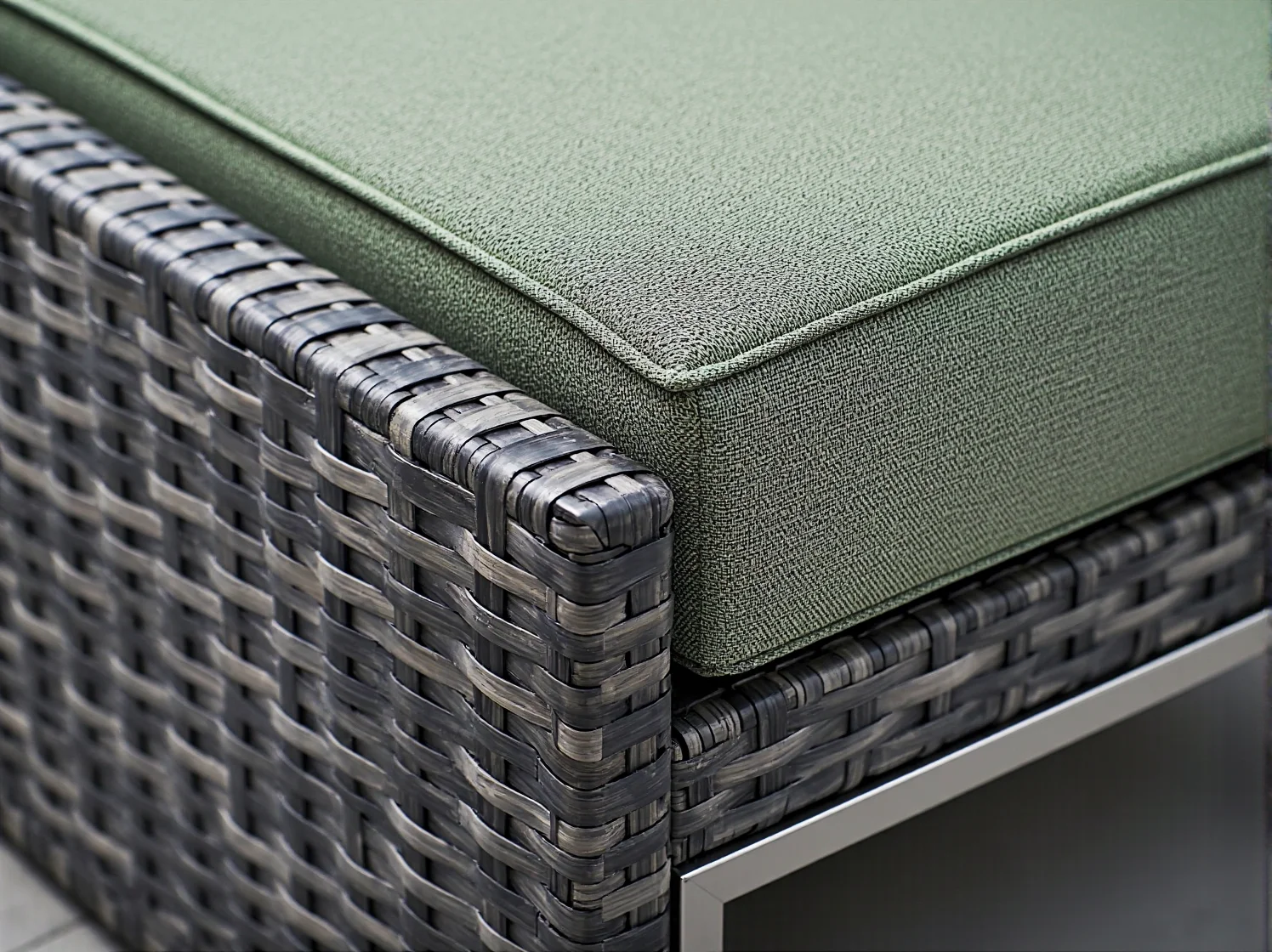 Wygodne sofy i fotele ogrodowe w najnowszych trendach designu