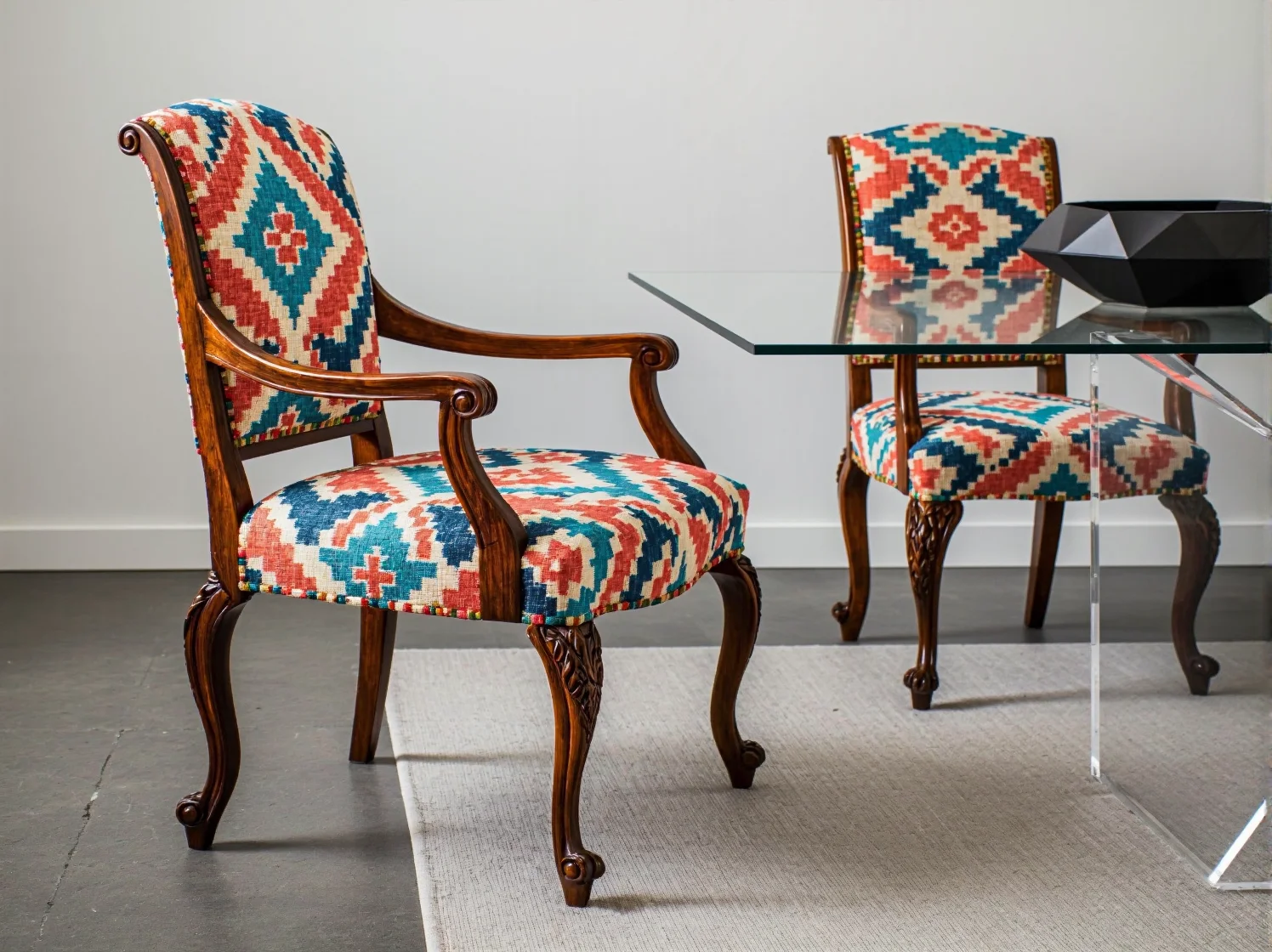 Malowanie starej komody na nowoczesny, odważny kolor